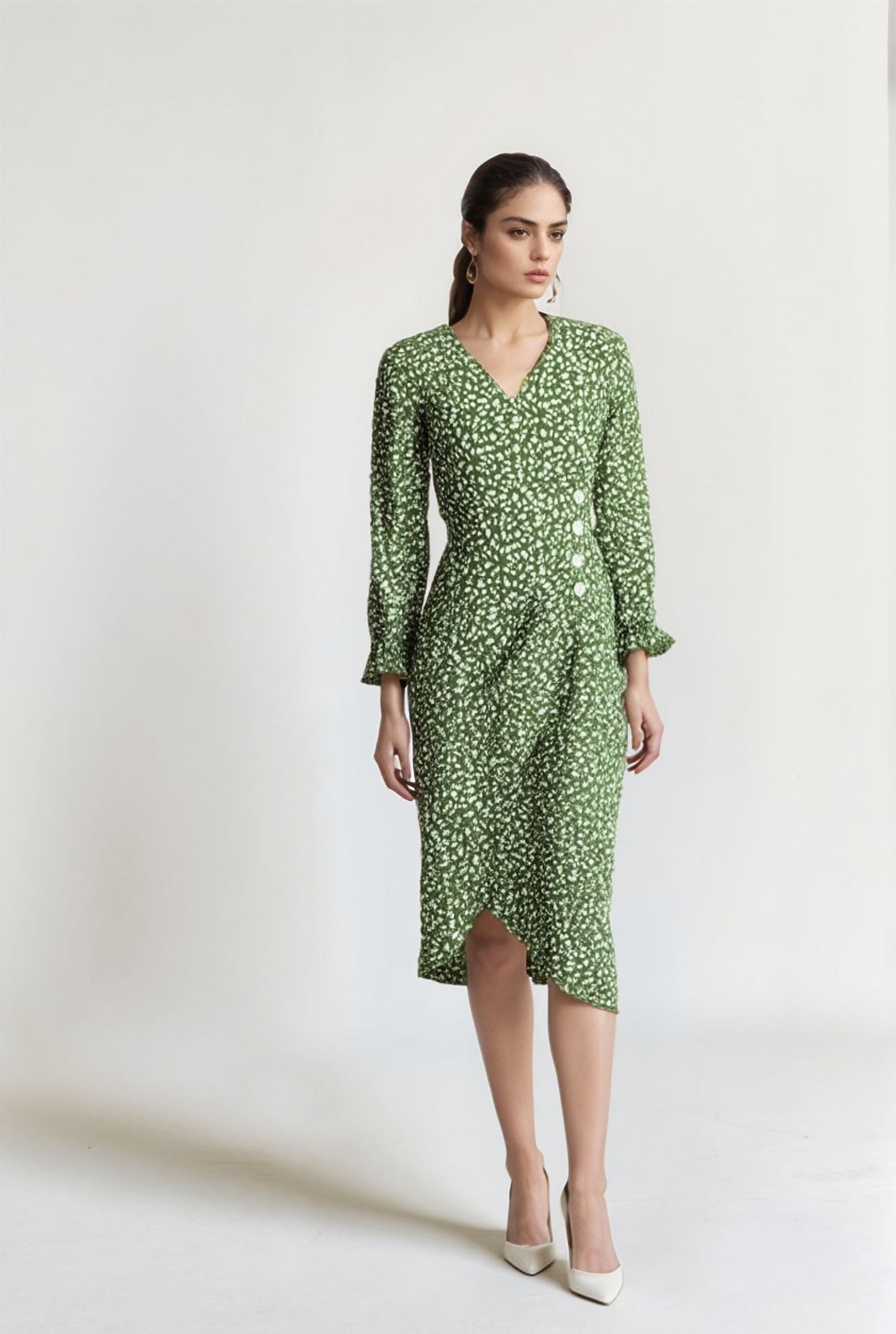 Fleur d’Été - Robe Midi Imprimée à Manches Longues et Jupe Portefeuille - Verte / S