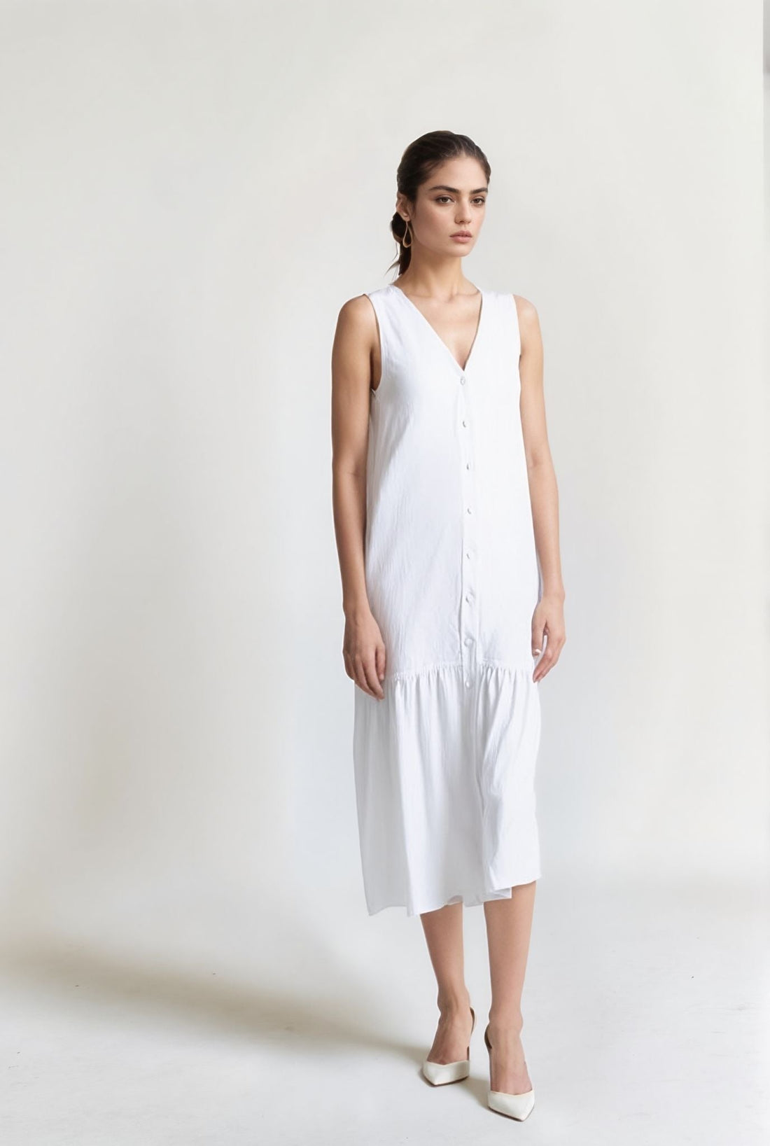 Promenade Sereine - Robe Longue Sans Manches Col V Boutonnée Froncée avec Poches d’Été